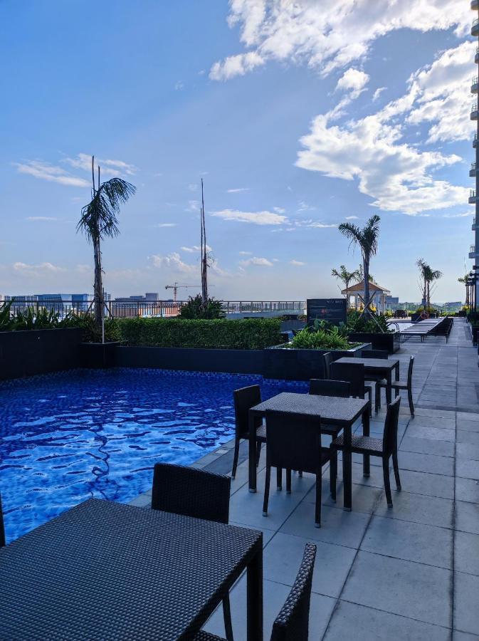 Schoenes Apartment Mit Pool-Nutzung Manila Eksteriør bilde