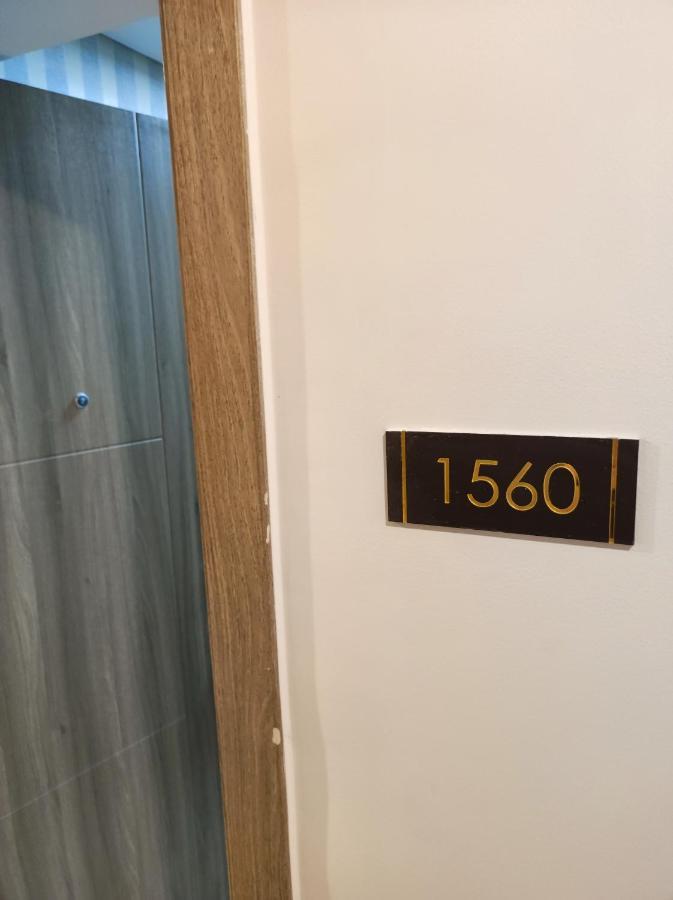Schoenes Apartment Mit Pool-Nutzung Manila Eksteriør bilde